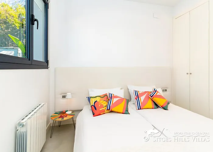 Super Oasis Fab Sea And View With Private Pool And Air Conditioning Sitges